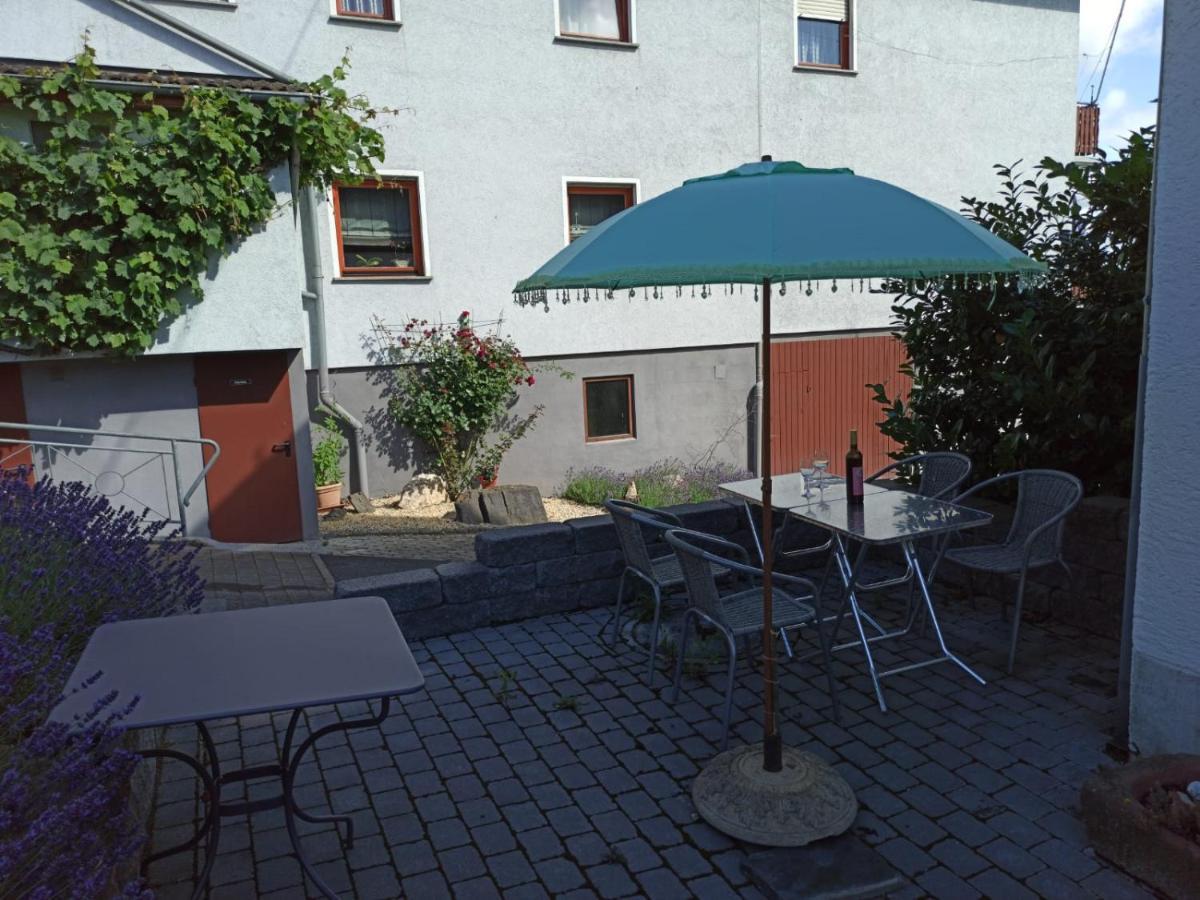 Romantische Ferienwohnung Rheingold 50 Qm Fuer 2 Bis 4 P Bacharach Buitenkant foto