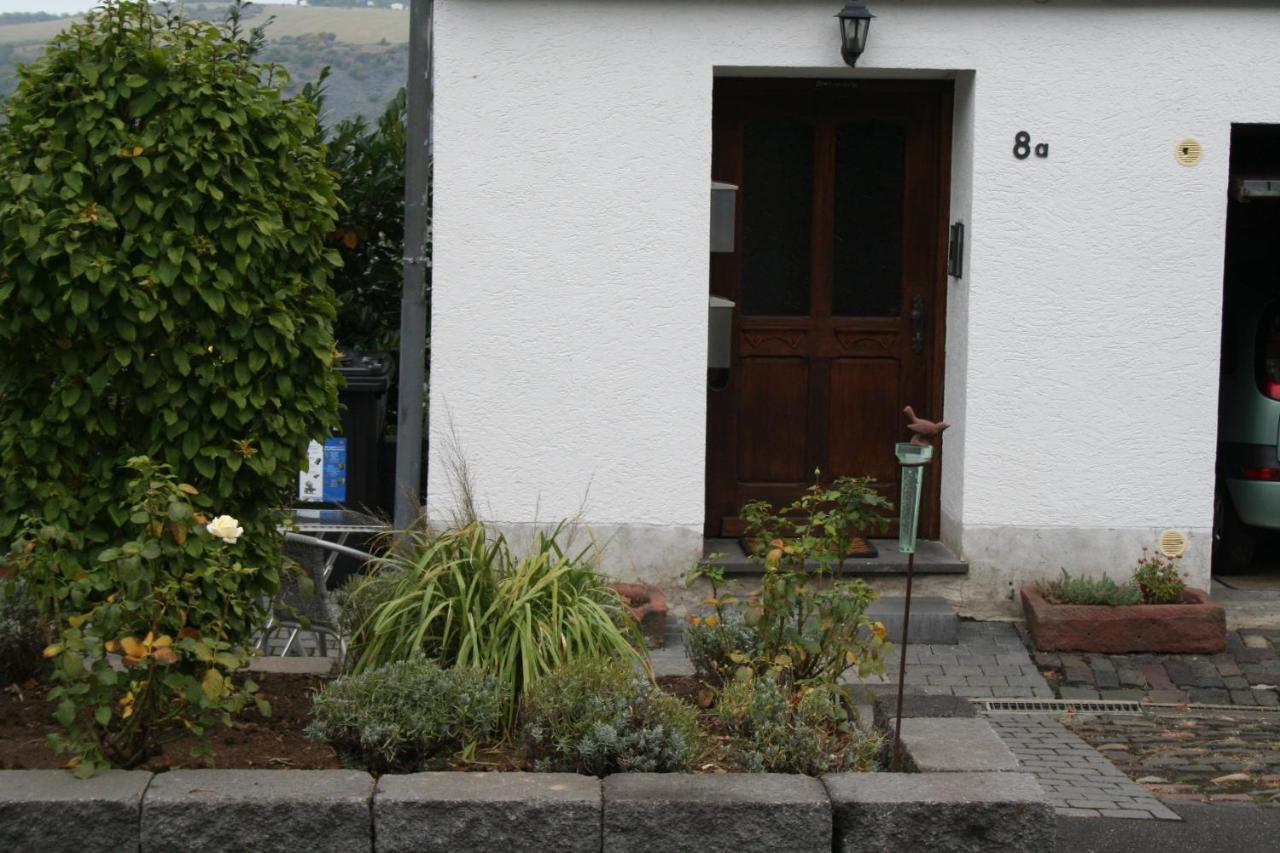 Romantische Ferienwohnung Rheingold 50 Qm Fuer 2 Bis 4 P Bacharach Buitenkant foto